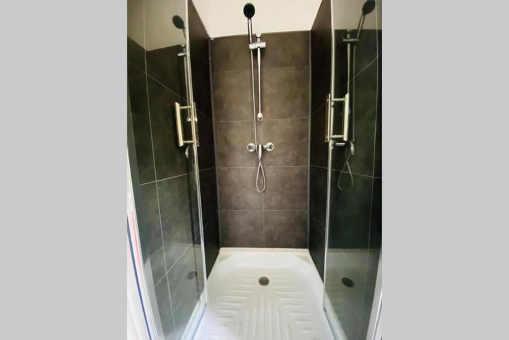 Appartement Rez-De-Chaussee Λον Εξωτερικό φωτογραφία